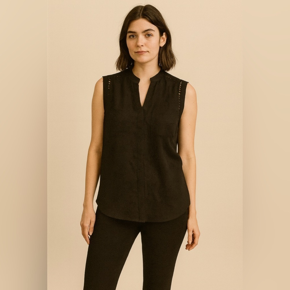 Ann Taylor  Black Sleeveless Laced Detail Blouse.   Size-X-Small Petite